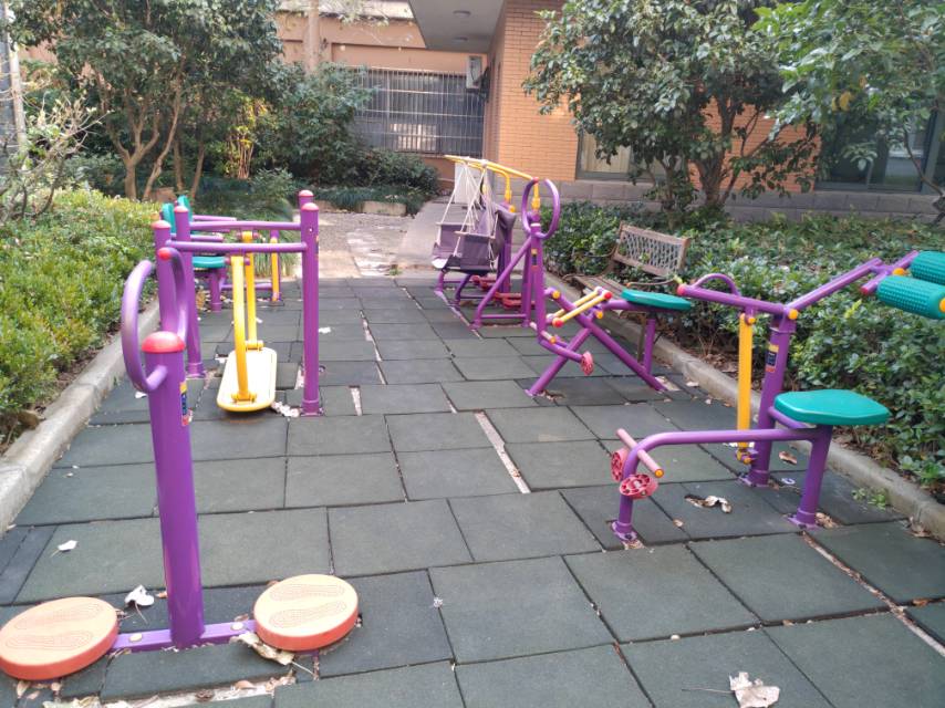 �����½��������ǽ���Է��