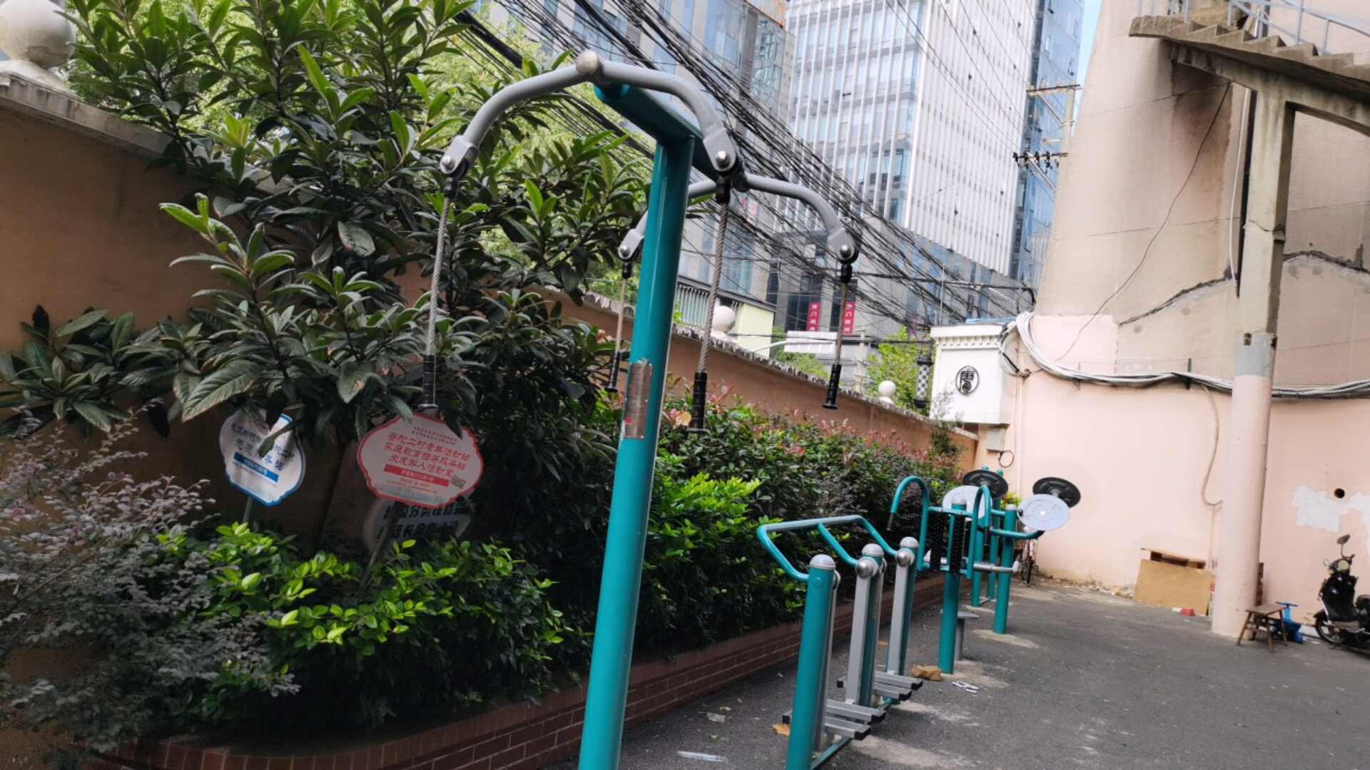 ���Ӷ����������ǽ�����