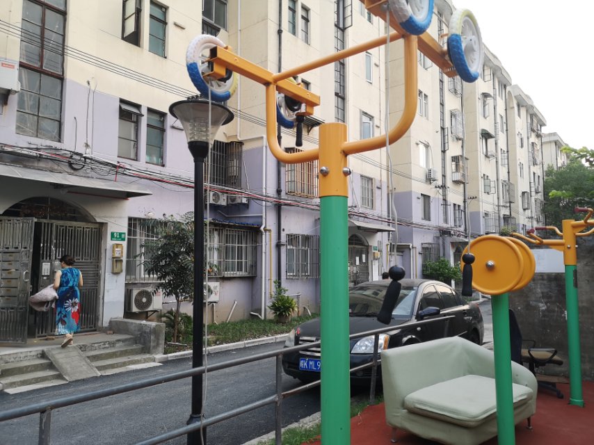 ��֫ǣ����