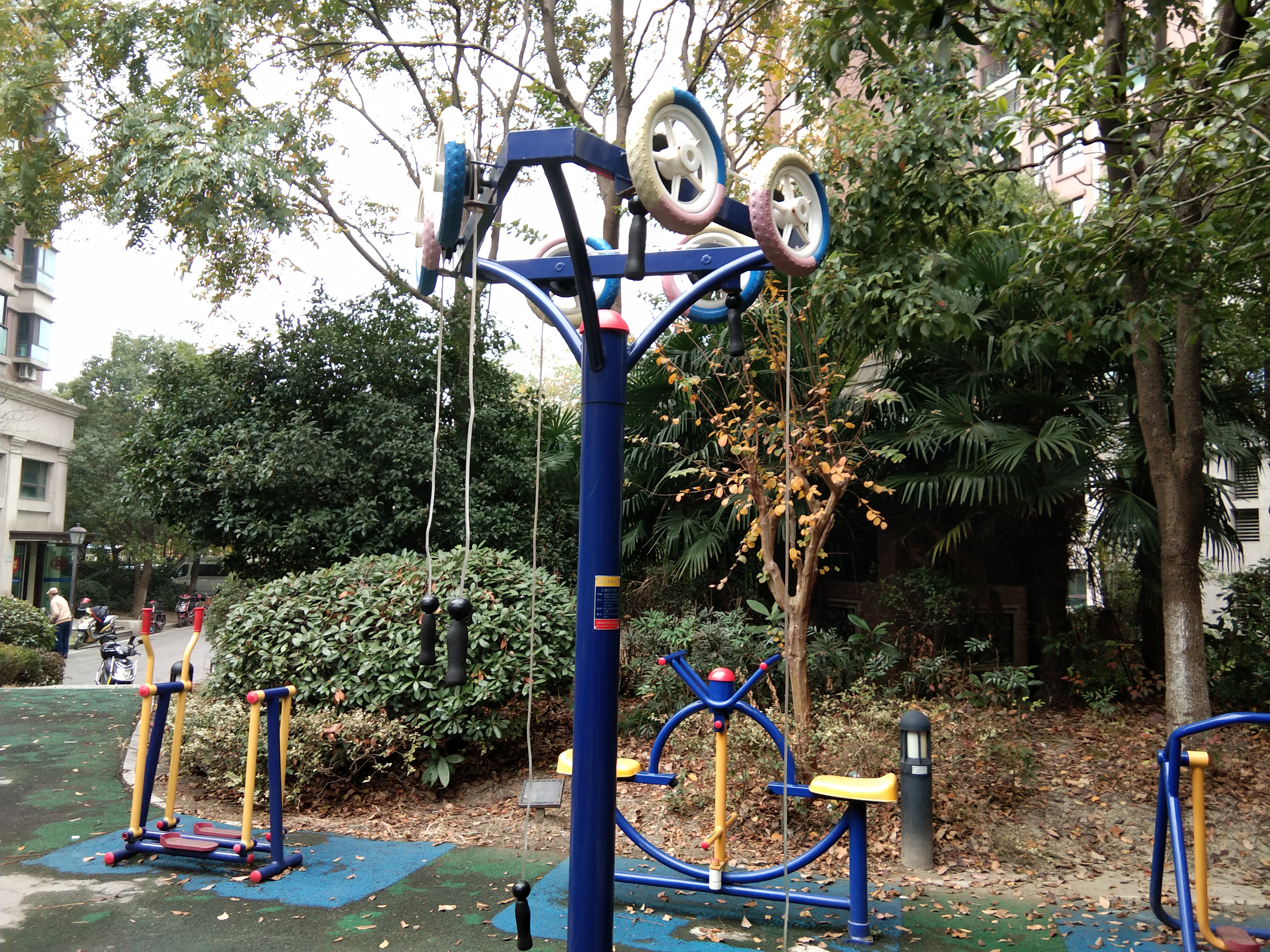 ��֫ǣ����