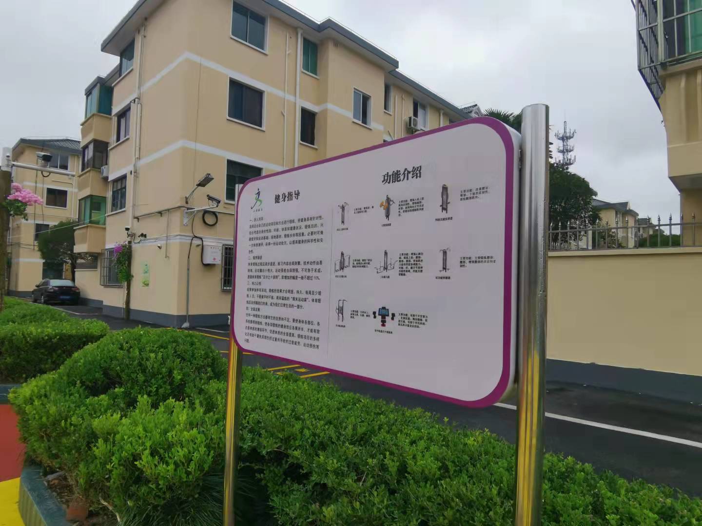 ��������������