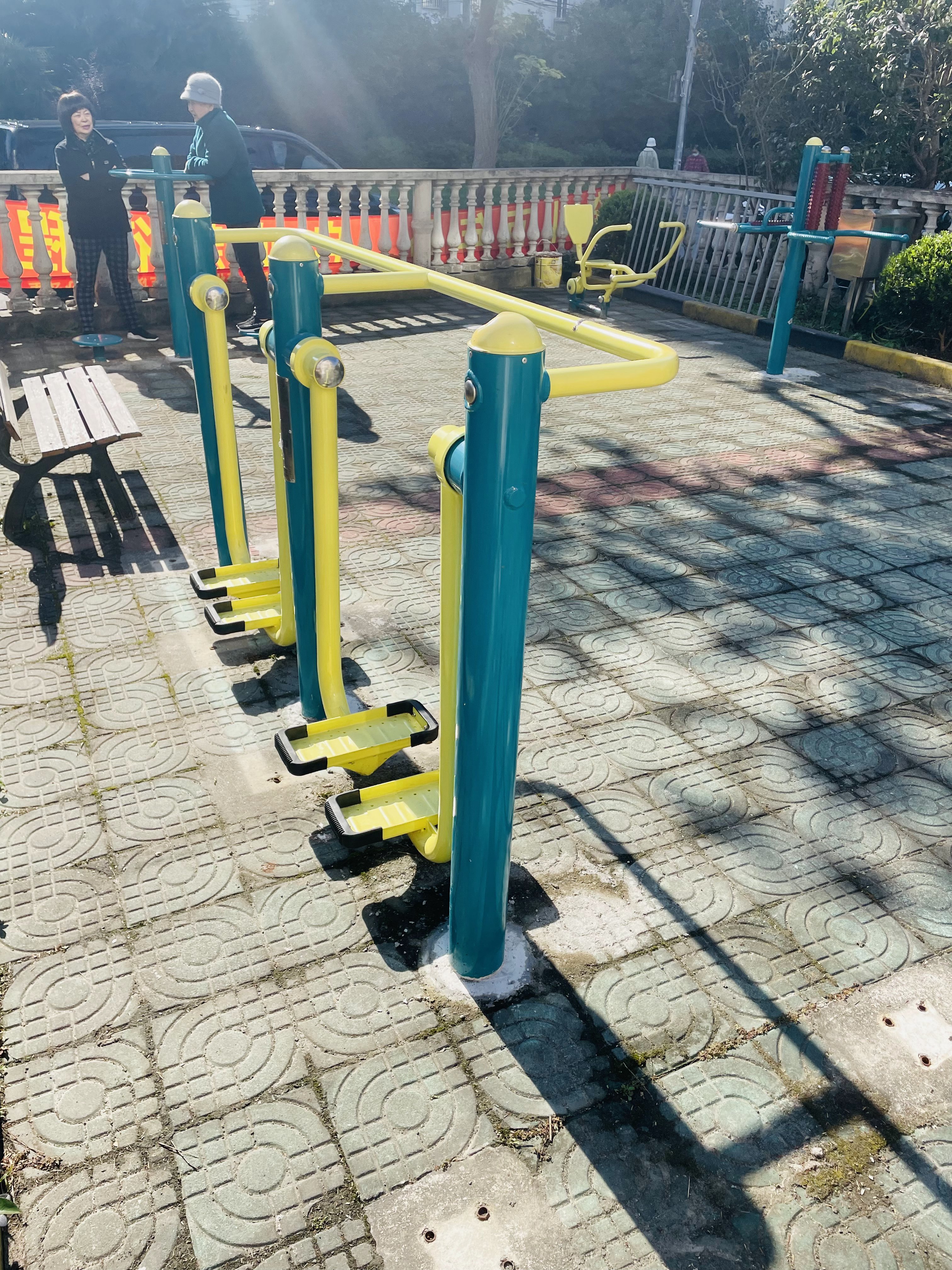 ��λ����̫��������