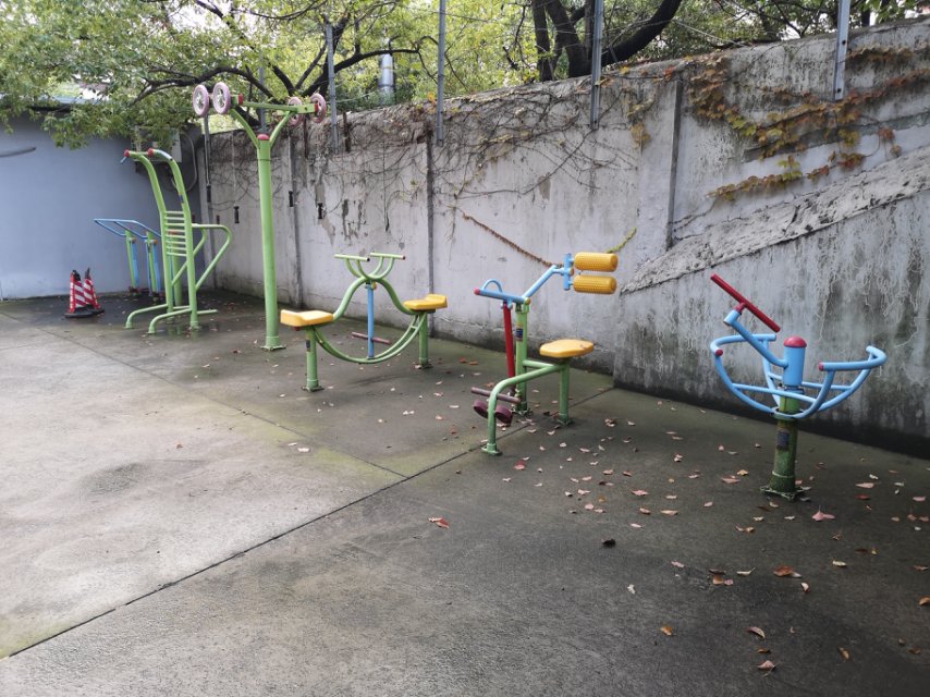 �����ľ�ί������A