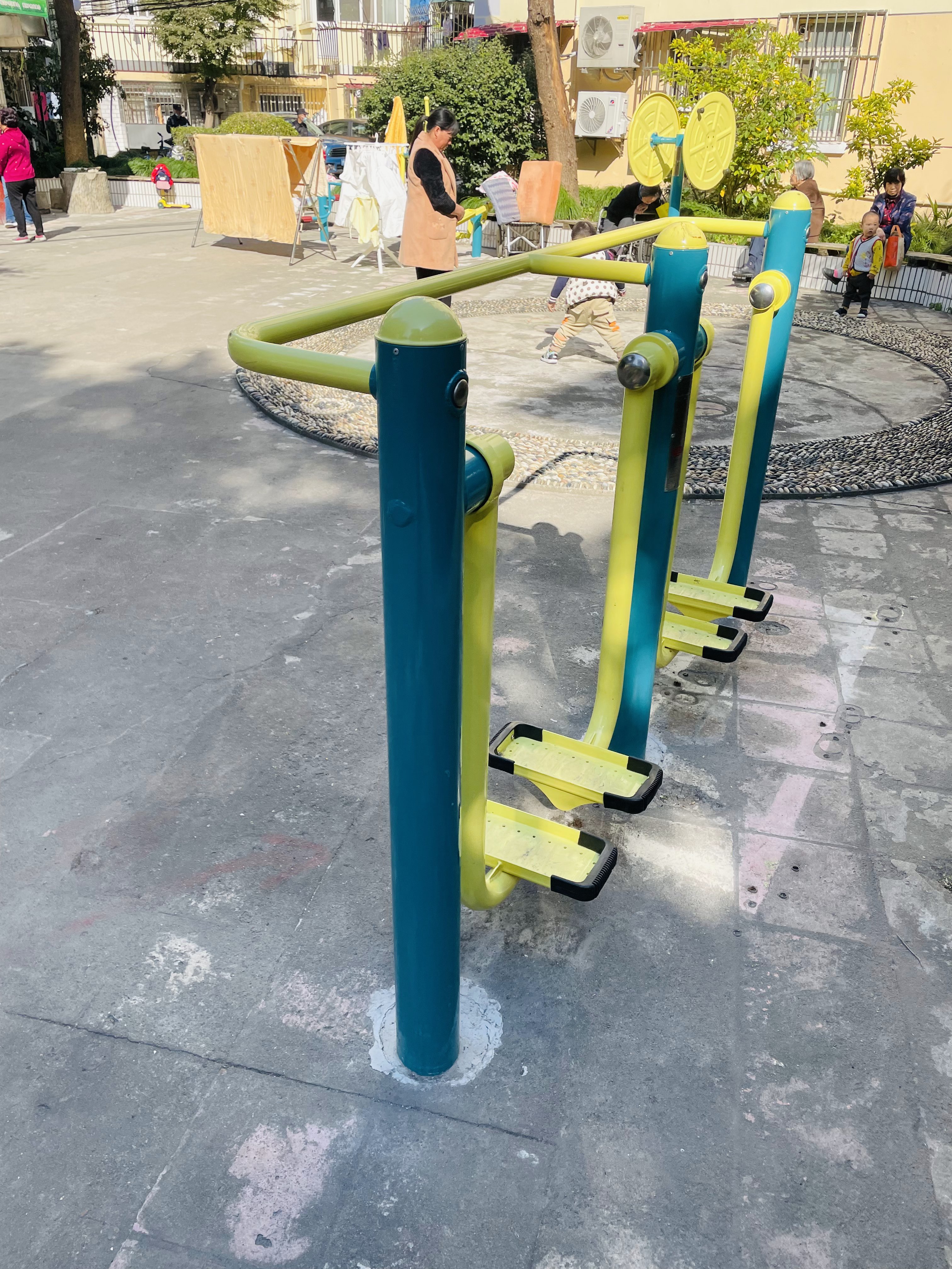 ��λ����̫��������