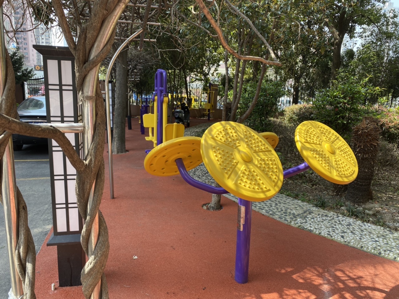 �ںͽ�����