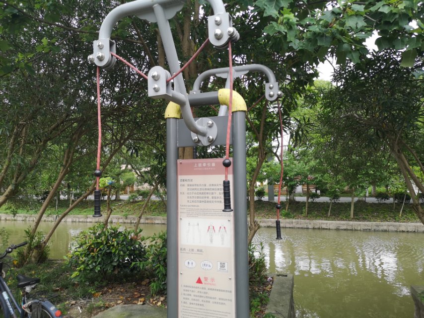 ��֫ǣ����