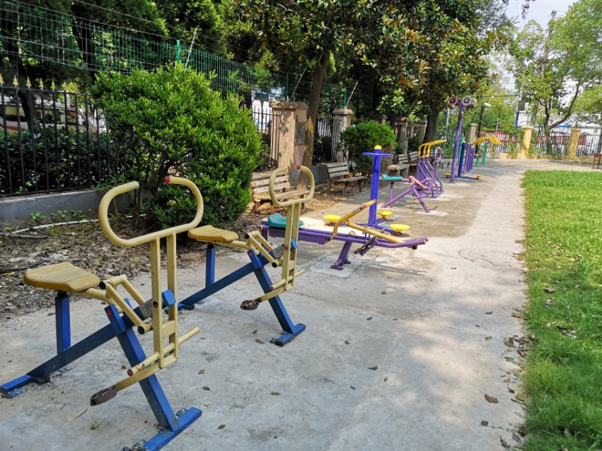 �����Ĵ����ί����Է��A