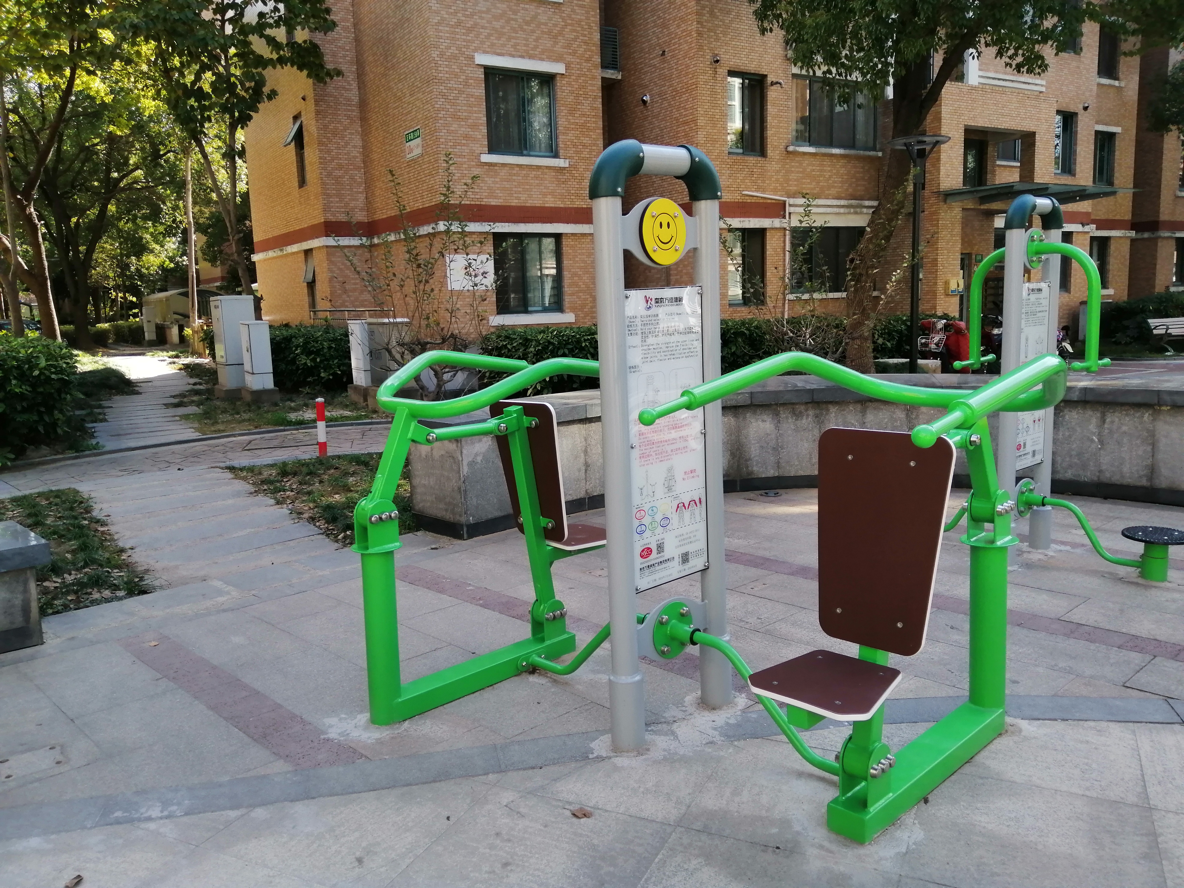 ˫λ�ƾ�ѵ����