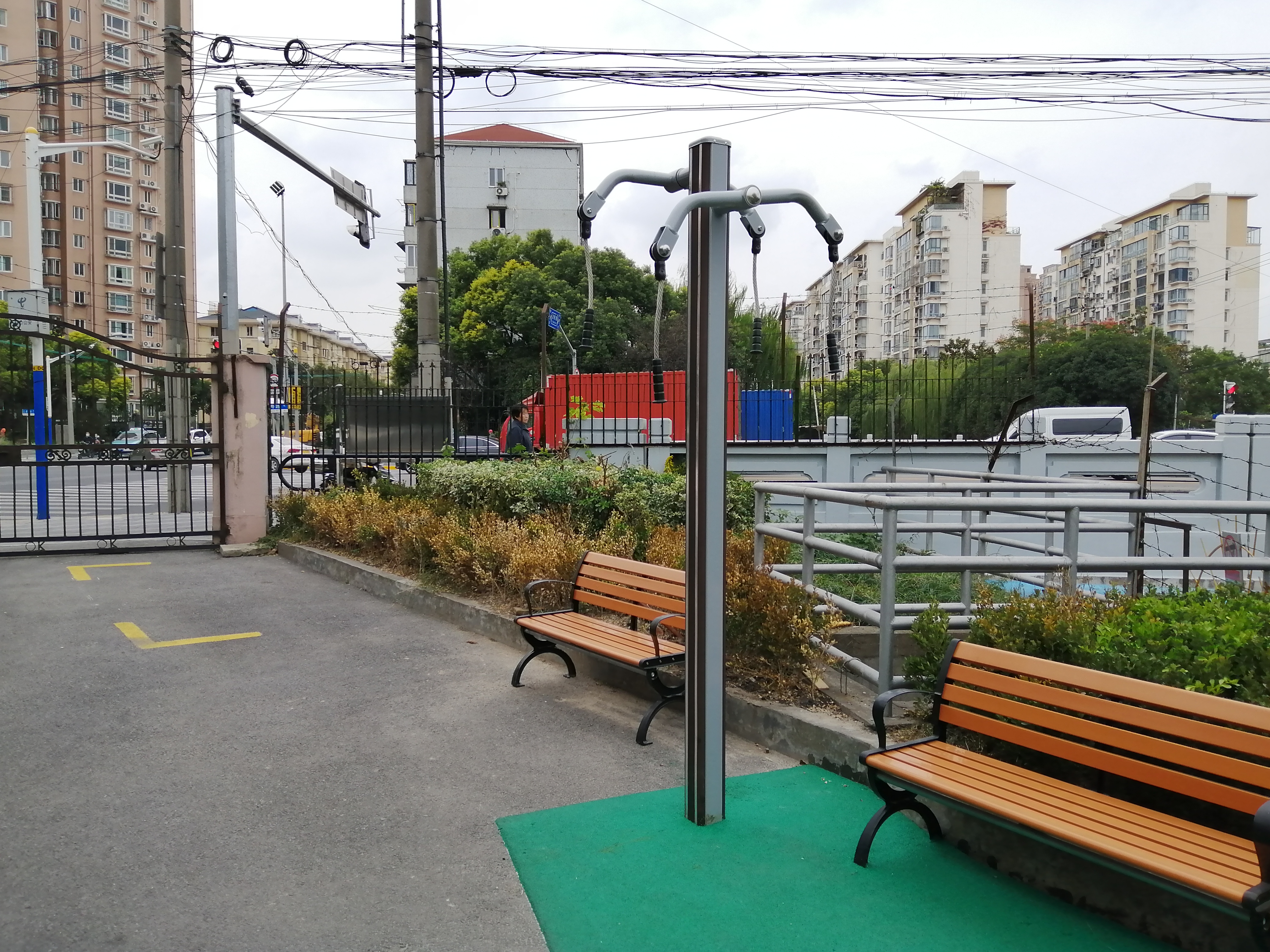 ��֫ǣ����