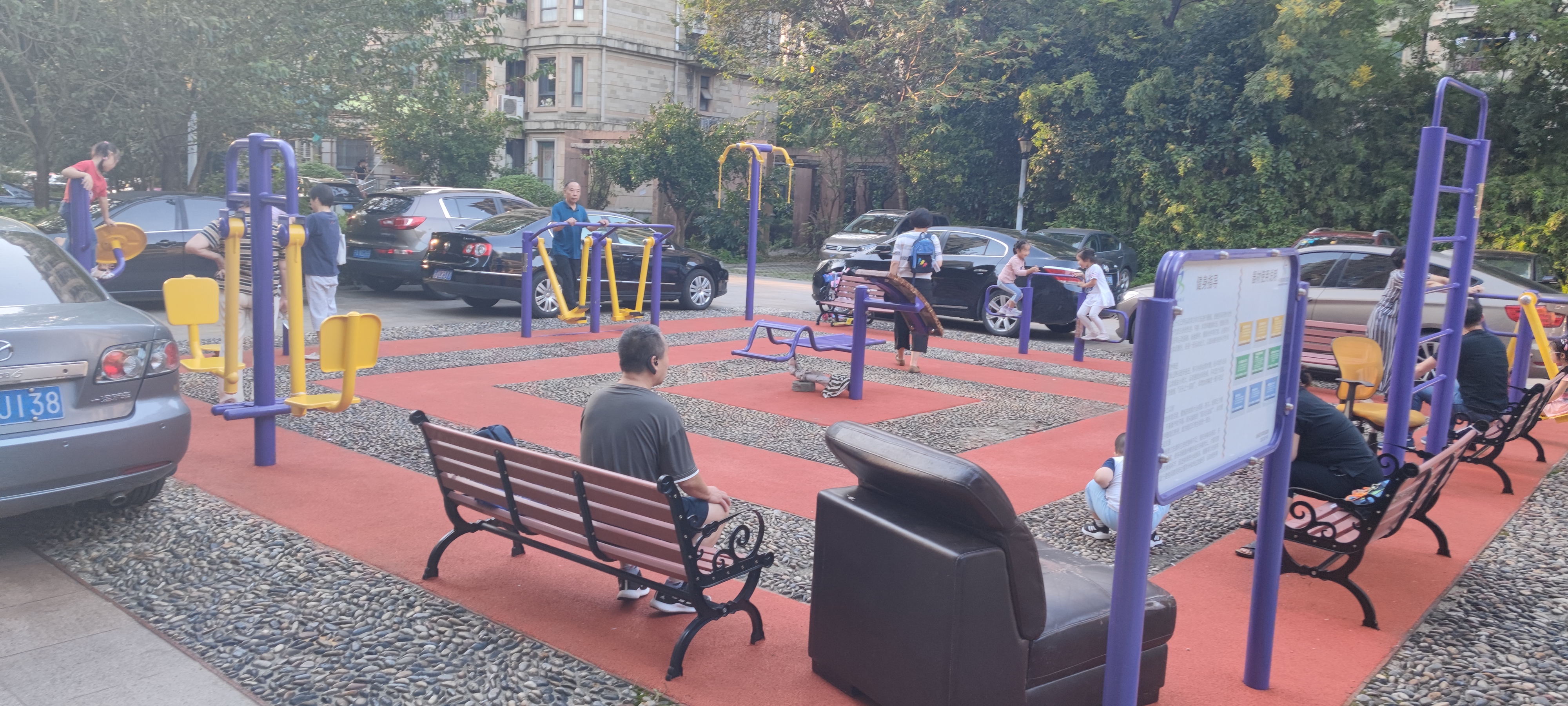 ʱ����԰��ί������A