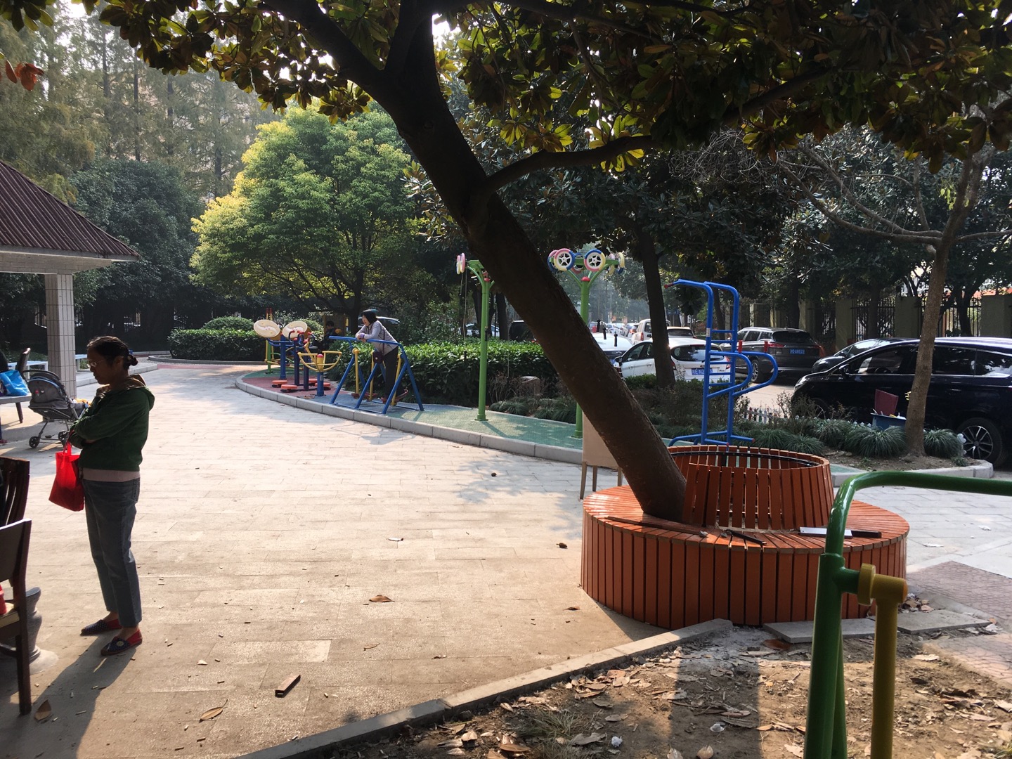 ������ʯ�Ŷ�·�ֵ��鸣��ί�����㣨ʯ�Ŷ�·154Ū��