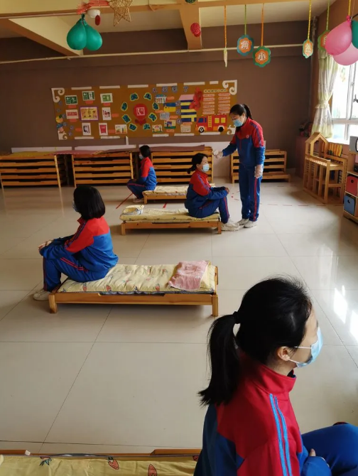 33午休.png 33午休.png